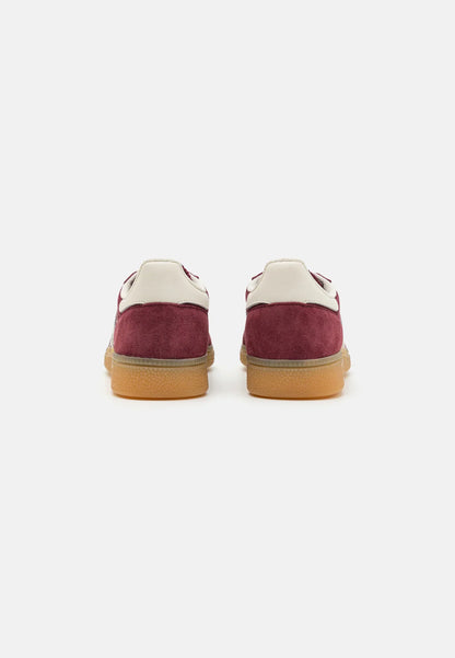 Handball Spezial Low-Top Sneakers – Shadow Red / Off-White